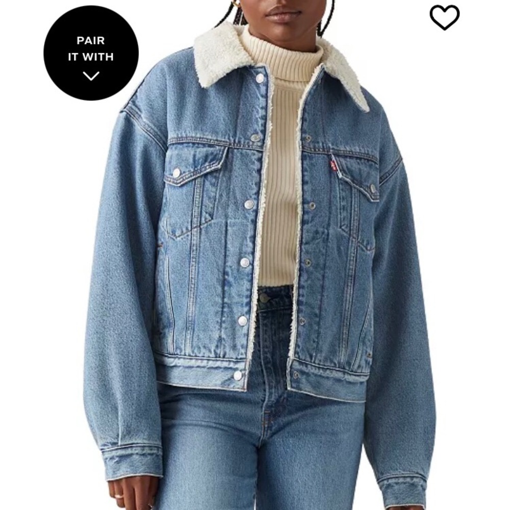 Levi's Women's 90s Denim Trucker Jacket with Sherpa Lining
